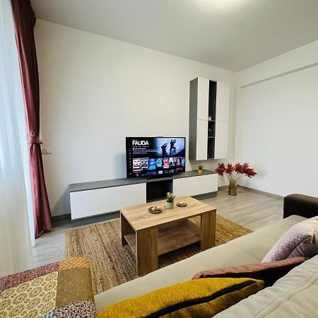 Cozy Living Near Palas Mall Iasi Exterior photo